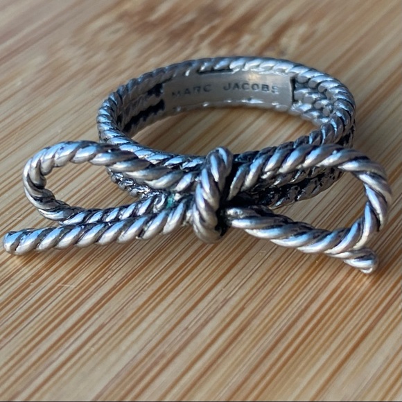 Marc Jacobs Rope Bow Ring - Size 7 - Picture 2 of 6